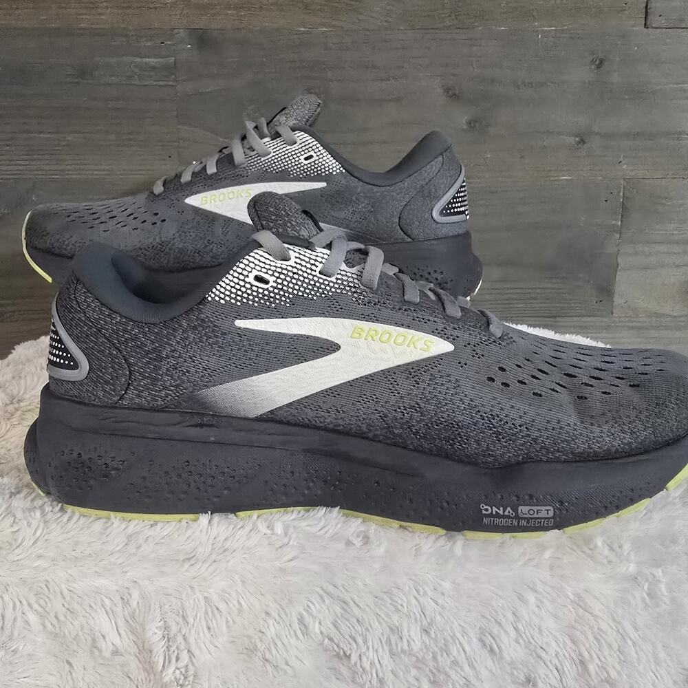 Brooks Ghost 16 Mens Size 9D Gray Black Yellow Athletic Running Shoes Sneakers